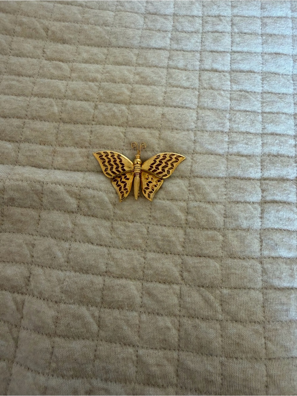 Gold Butterfly Brooch Pin - Yellow Gold Tone